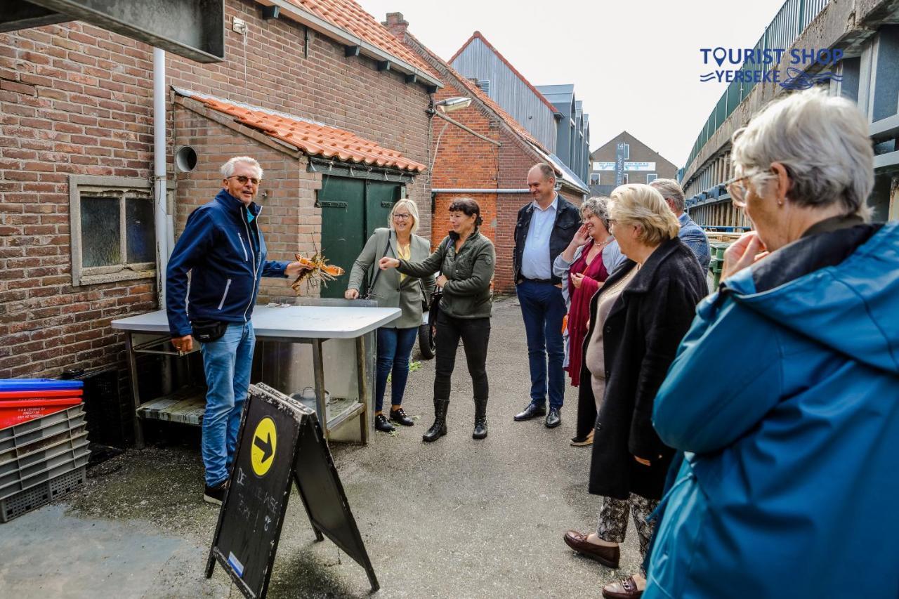 Willa Landelijk Gelegen Familieboerderij Oudelande Zewnętrze zdjęcie
